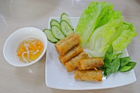 歡喜吃素炸春捲（搬店前歷史料理照）